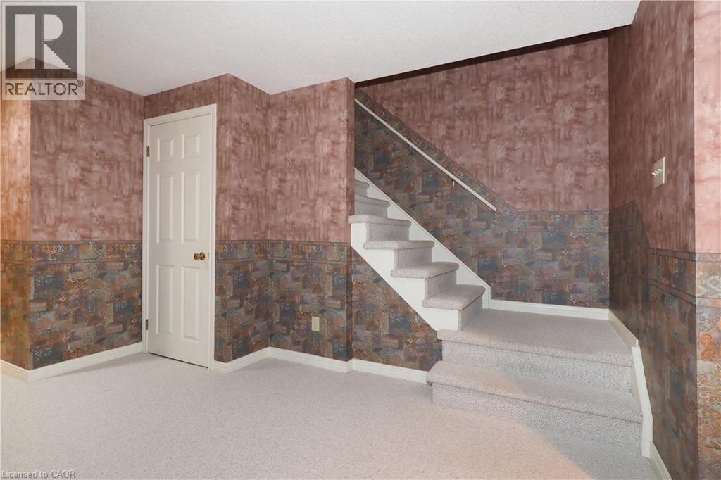 405 Glasgow Street Unit# 4, Kitchener, Ontario  N2M 2N1 - Photo 32 - 40843358