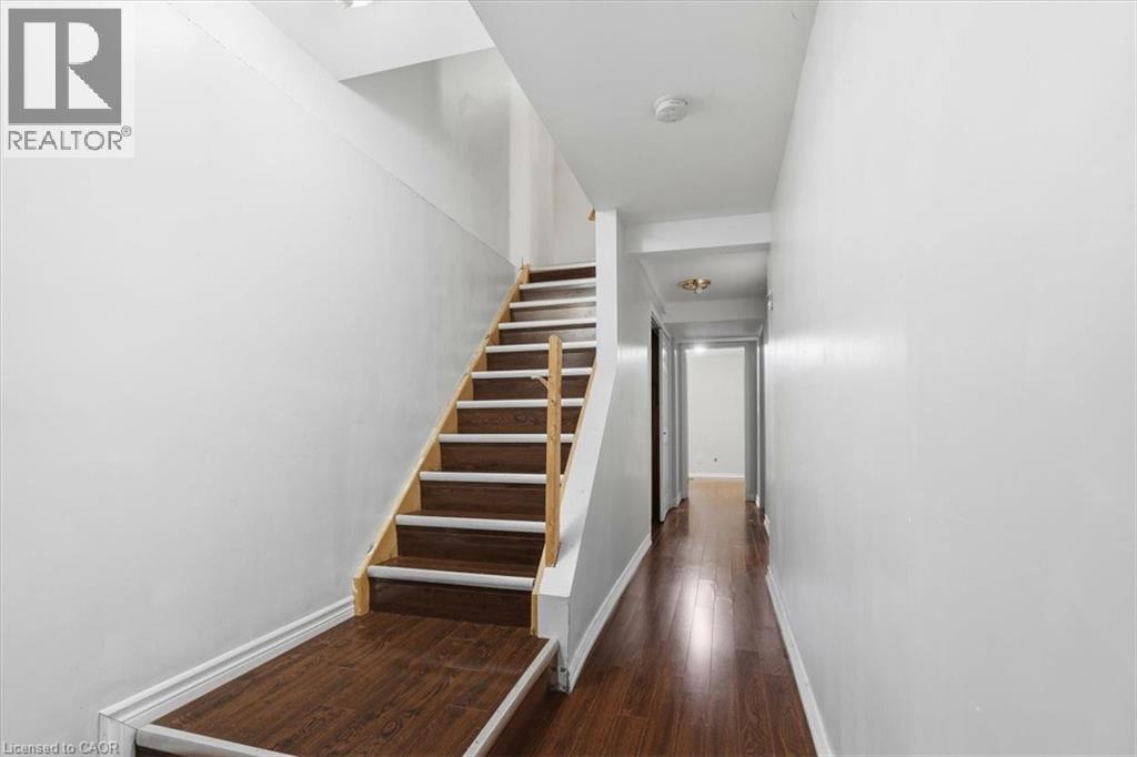 15 Roehampton Crescent, Guelph, Ontario N1L 1M8 - Photo 21 - 40850423