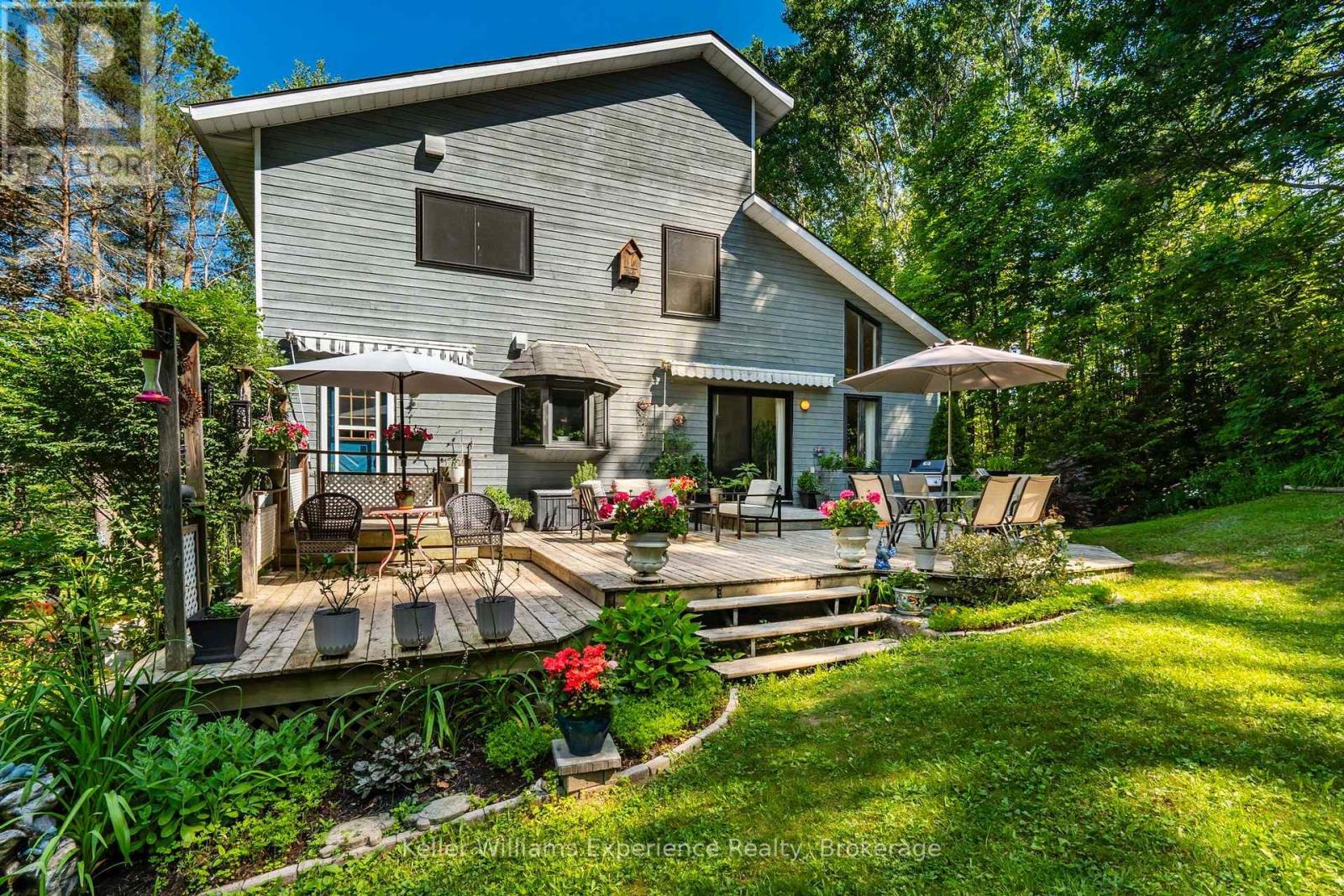 122 Poyntz Street, Penetanguishene, Ontario  L9M 1P4 - Photo 33 - S13562650