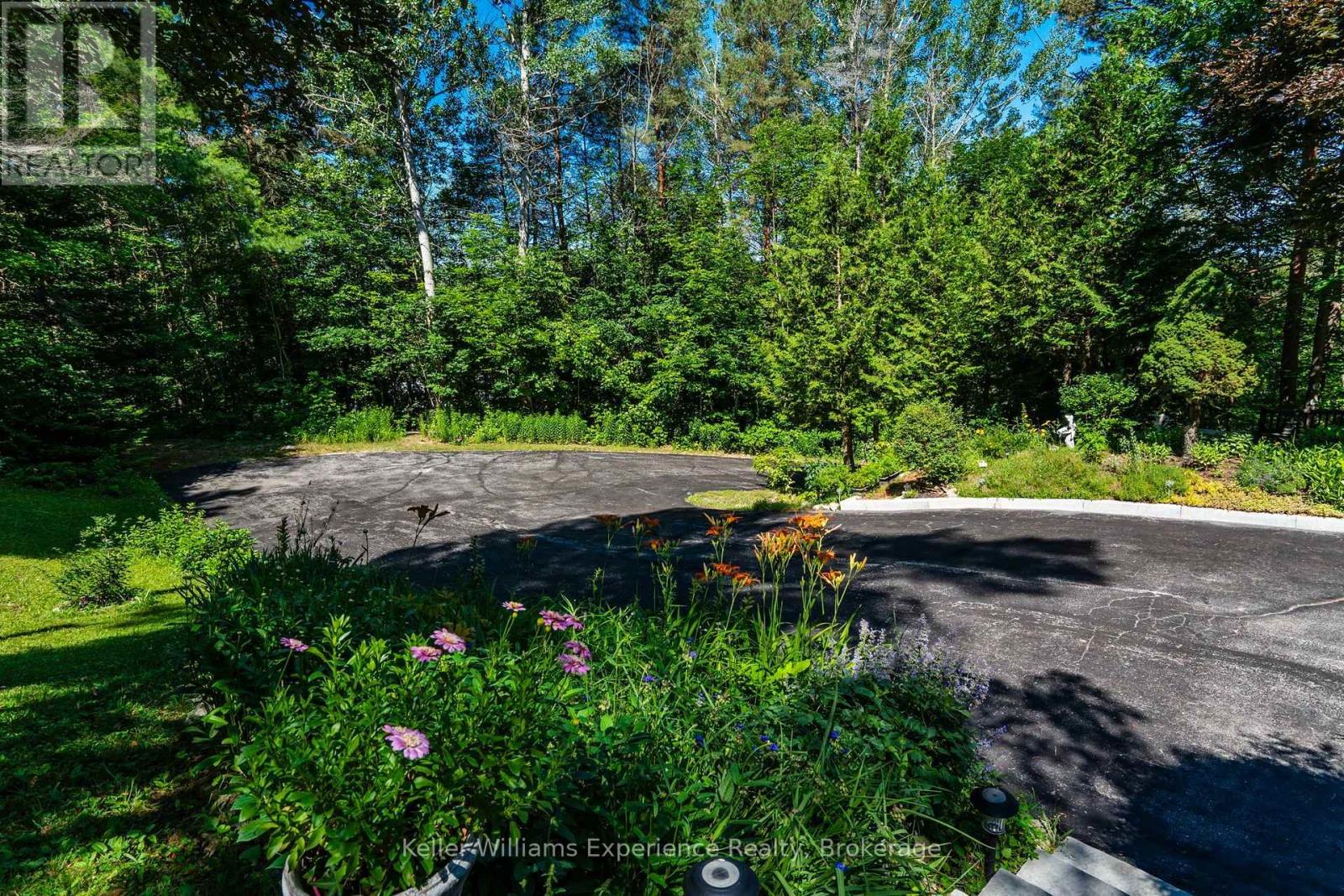 122 Poyntz Street, Penetanguishene, Ontario  L9M 1P4 - Photo 39 - S13562650