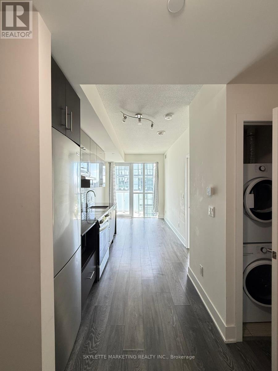 1702 - 188 Fairview Mall Drive, Toronto, Ontario  M2J 0H7 - Photo 2 - C13464320