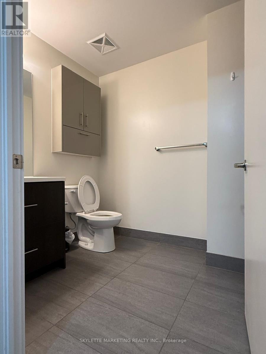 1702 - 188 Fairview Mall Drive, Toronto, Ontario  M2J 0H7 - Photo 10 - C13464320