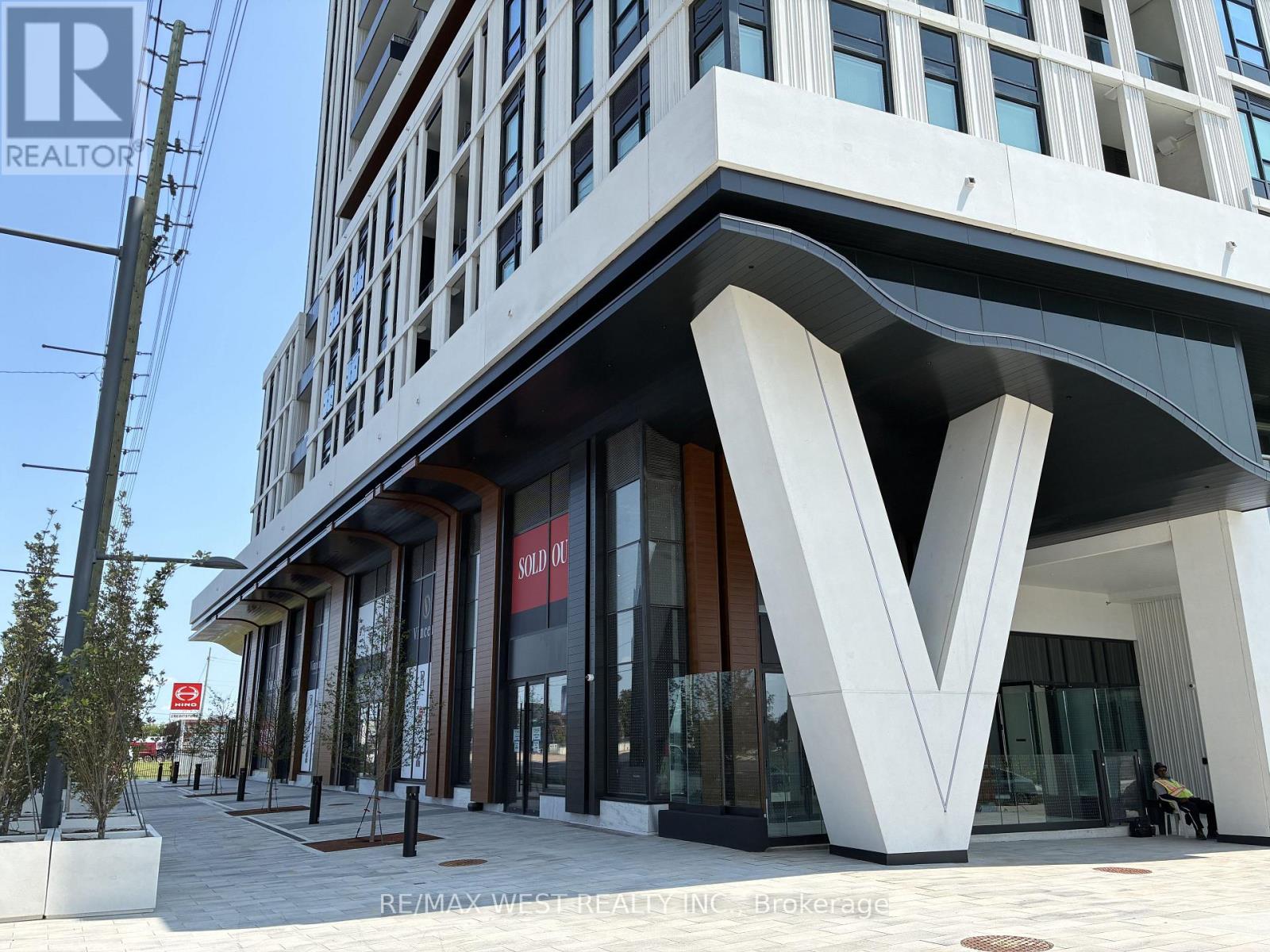 1004 - 21 Meadowdale Road, Vaughan, Ontario  L4K 0H6 - Photo 3 - N13682736