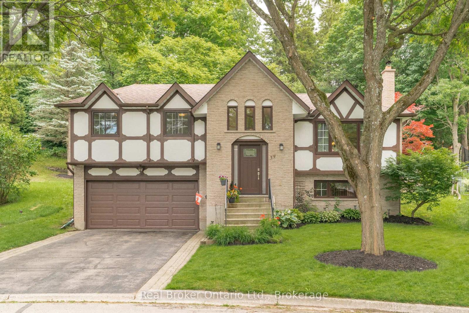 39 Wagoners Trail, Guelph (Kortright Hills), Ontario  N1G 3M9 - Photo 1 - X13683264