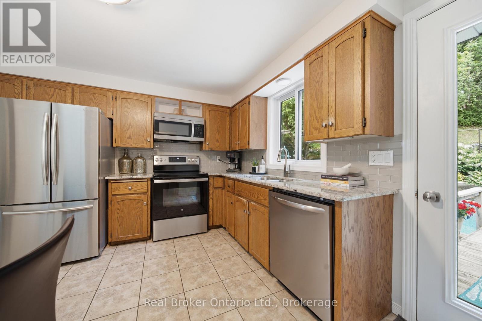 39 Wagoners Trail, Guelph (Kortright Hills), Ontario  N1G 3M9 - Photo 14 - X13683264