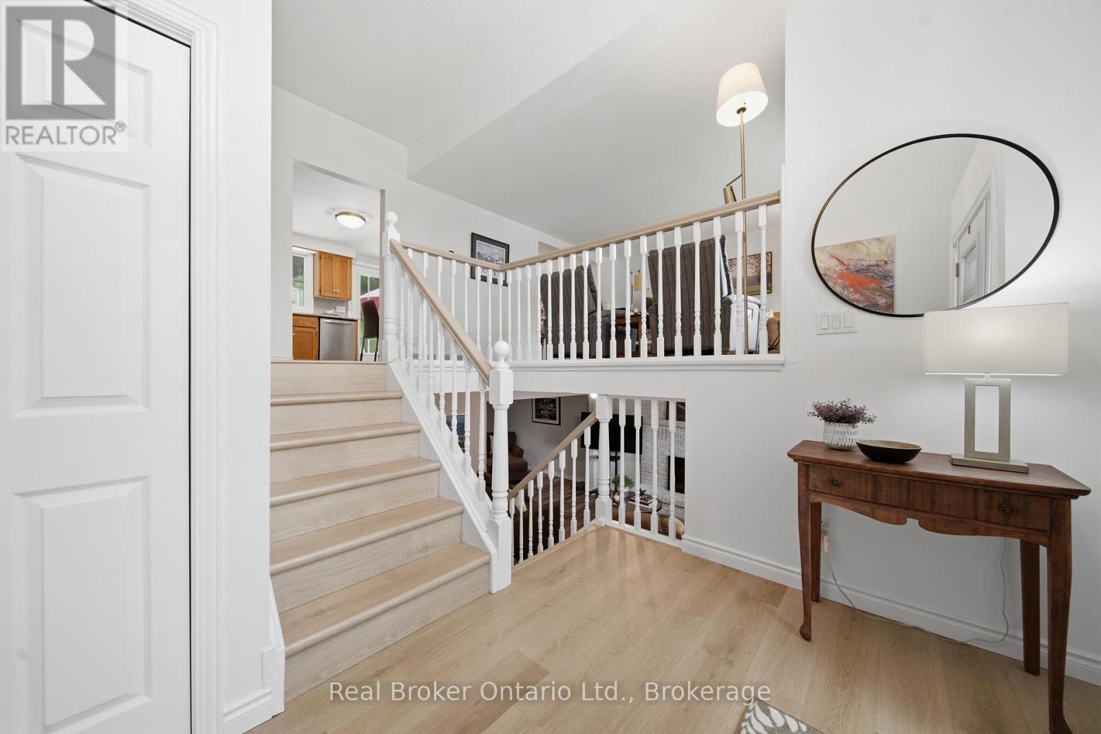39 Wagoners Trail, Guelph (Kortright Hills), Ontario  N1G 3M9 - Photo 5 - X13683264