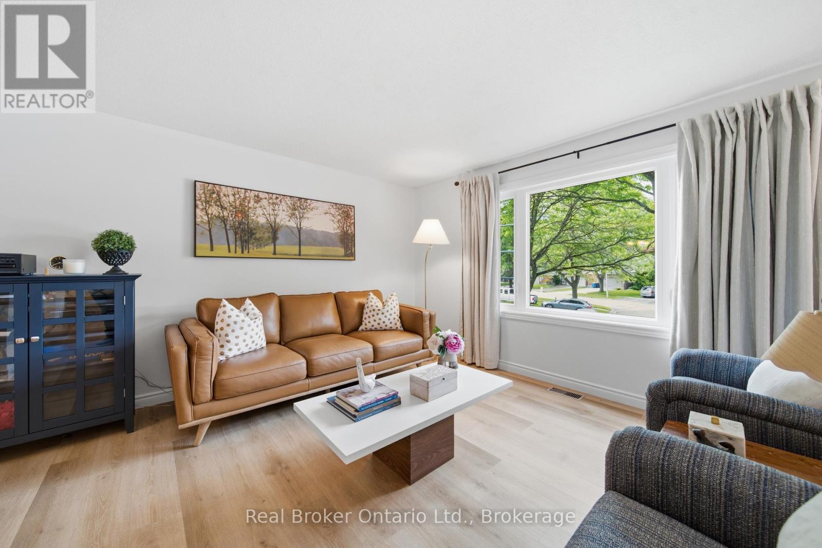 39 Wagoners Trail, Guelph (Kortright Hills), Ontario  N1G 3M9 - Photo 7 - X13683264