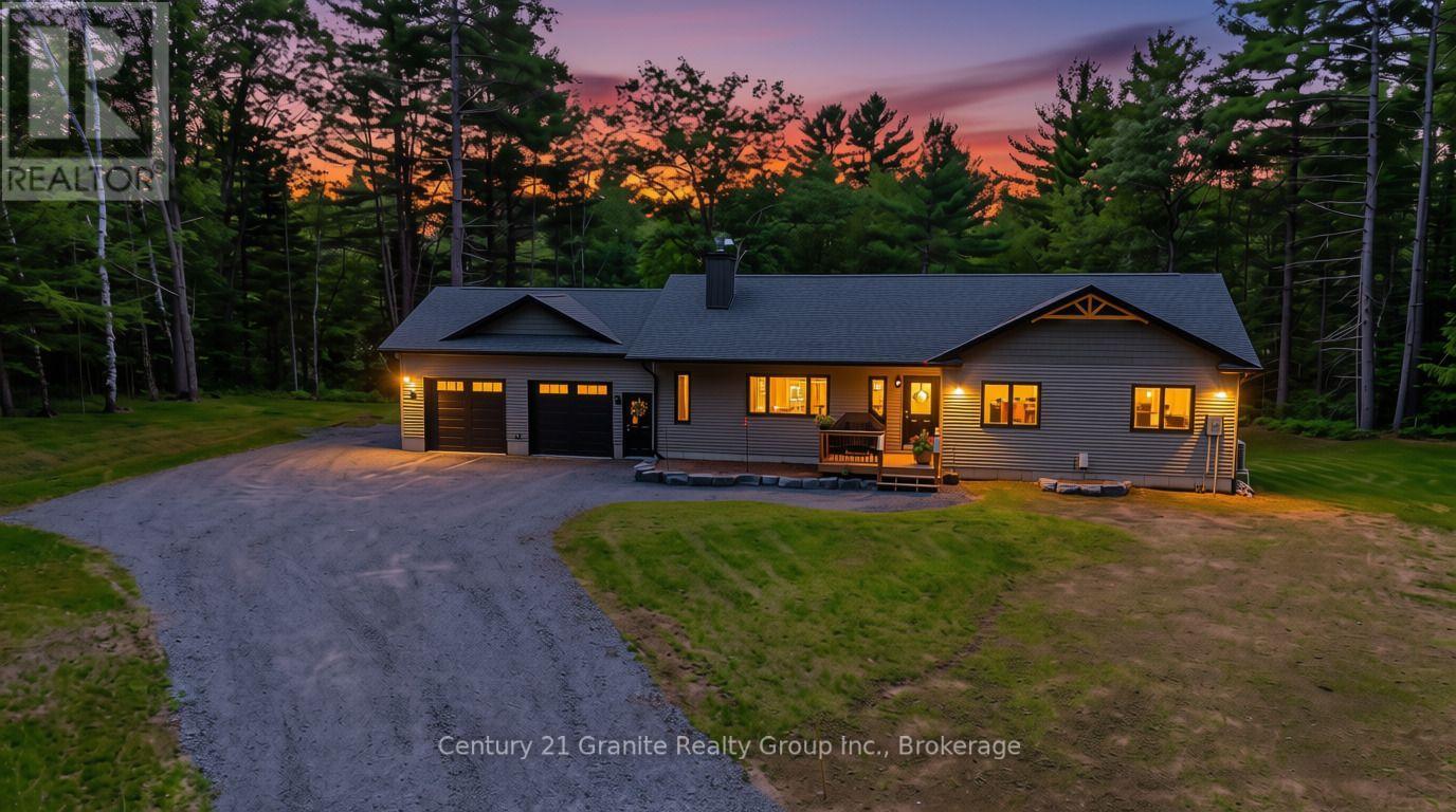 1097 Hawk Valley Road, Algonquin Highlands (Stanhope), Ontario  K0M 1S0 - Photo 2 - X13683290