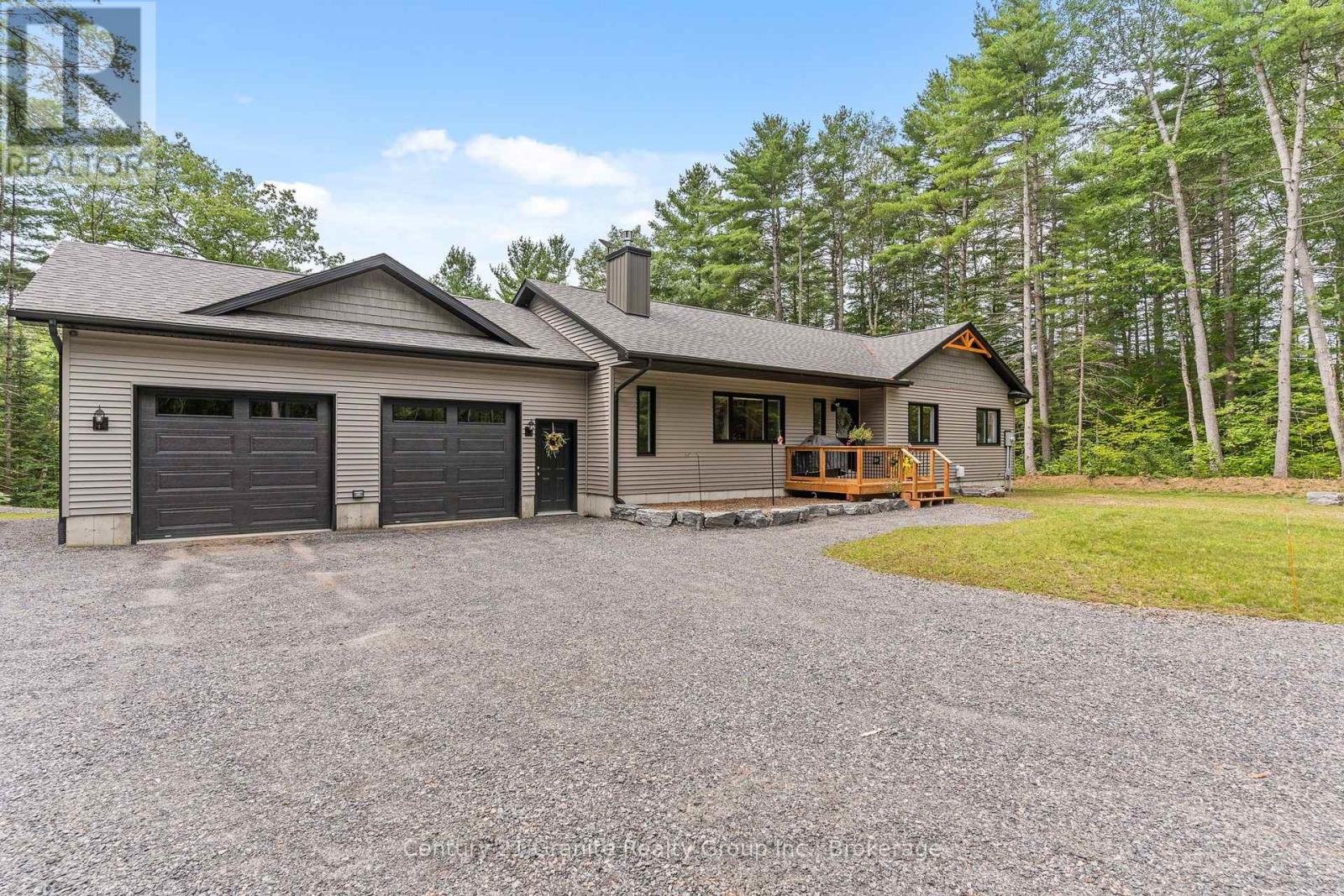 1097 Hawk Valley Road, Algonquin Highlands (Stanhope), Ontario  K0M 1S0 - Photo 4 - X13683290
