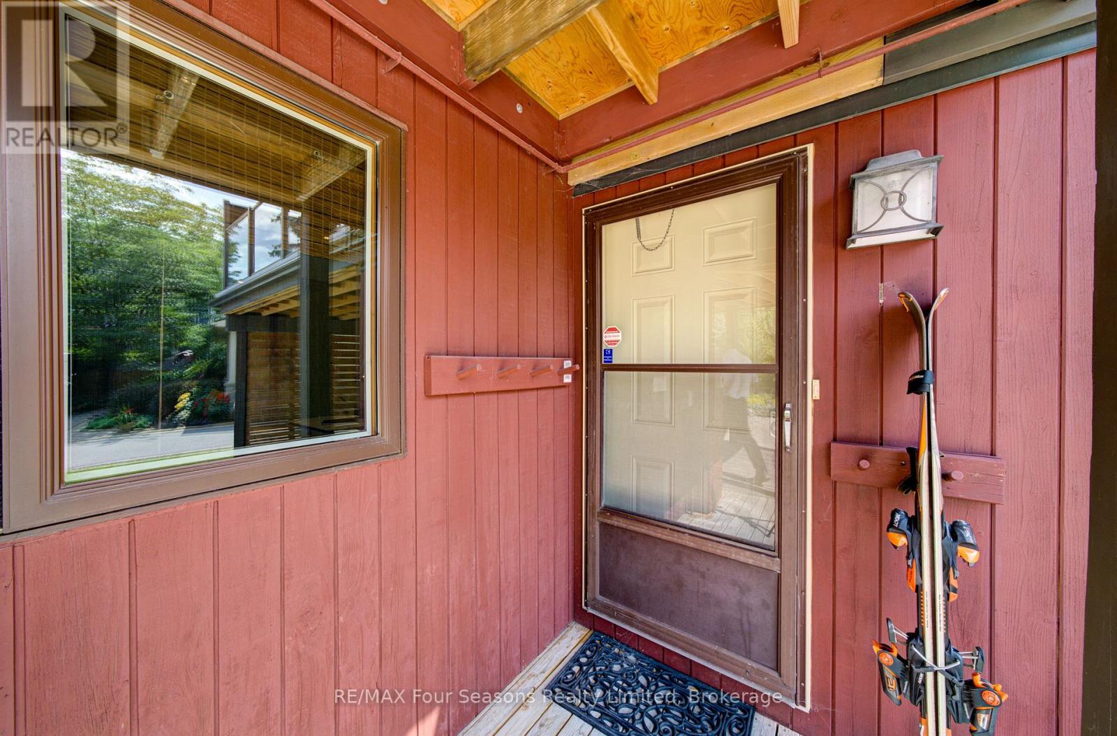 141 Jozo Weider Boulevard, Blue Mountains, Ontario  L9Y 0P7 - Photo 3 - X13683342