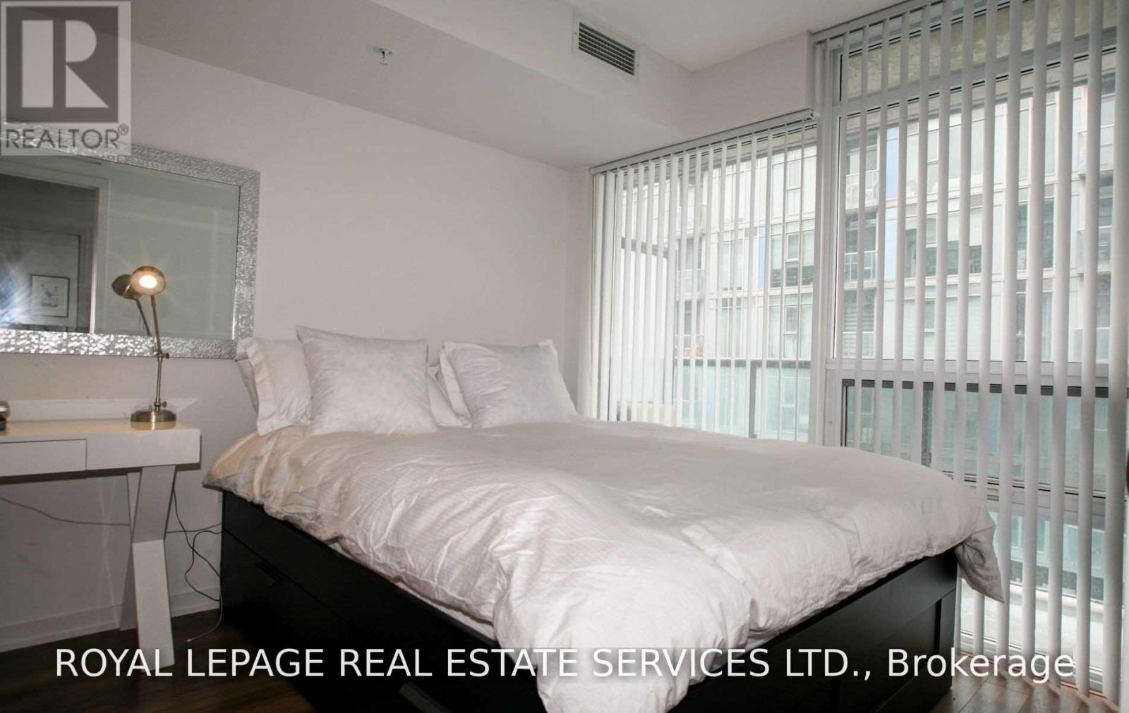 1917 W - 36 Lisgar Street, Toronto, Ontario  M6J 0C7 - Photo 12 - C13683232