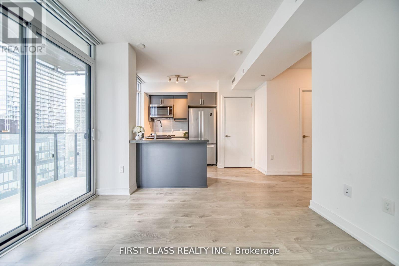 2601 - 50 Wellesley Street E, Toronto, Ontario  M4Y 1G2 - Photo 2 - C13683278