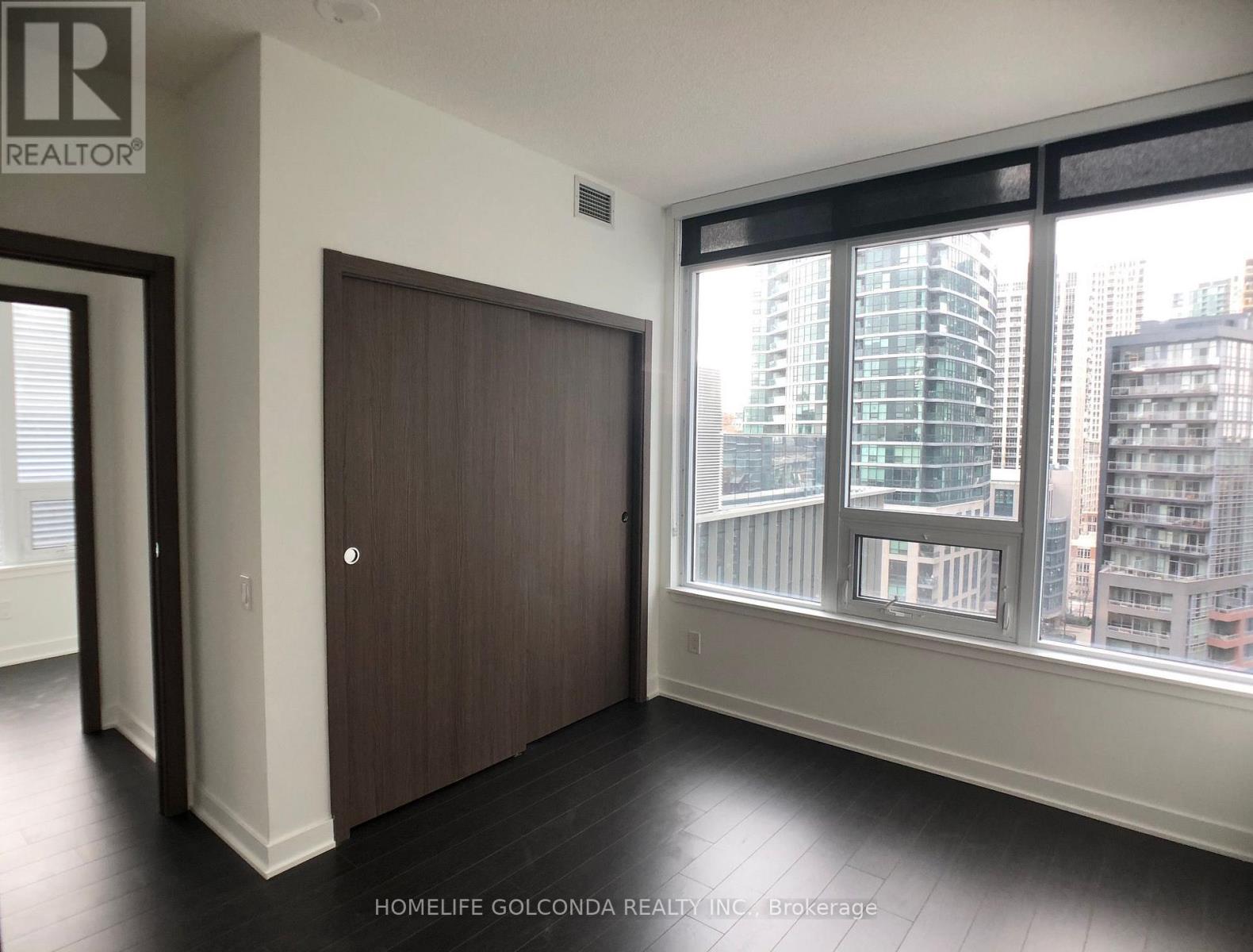 1202 - 17 Bathurst Street, Toronto, Ontario  M5V 1A5 - Photo 10 - C13683316