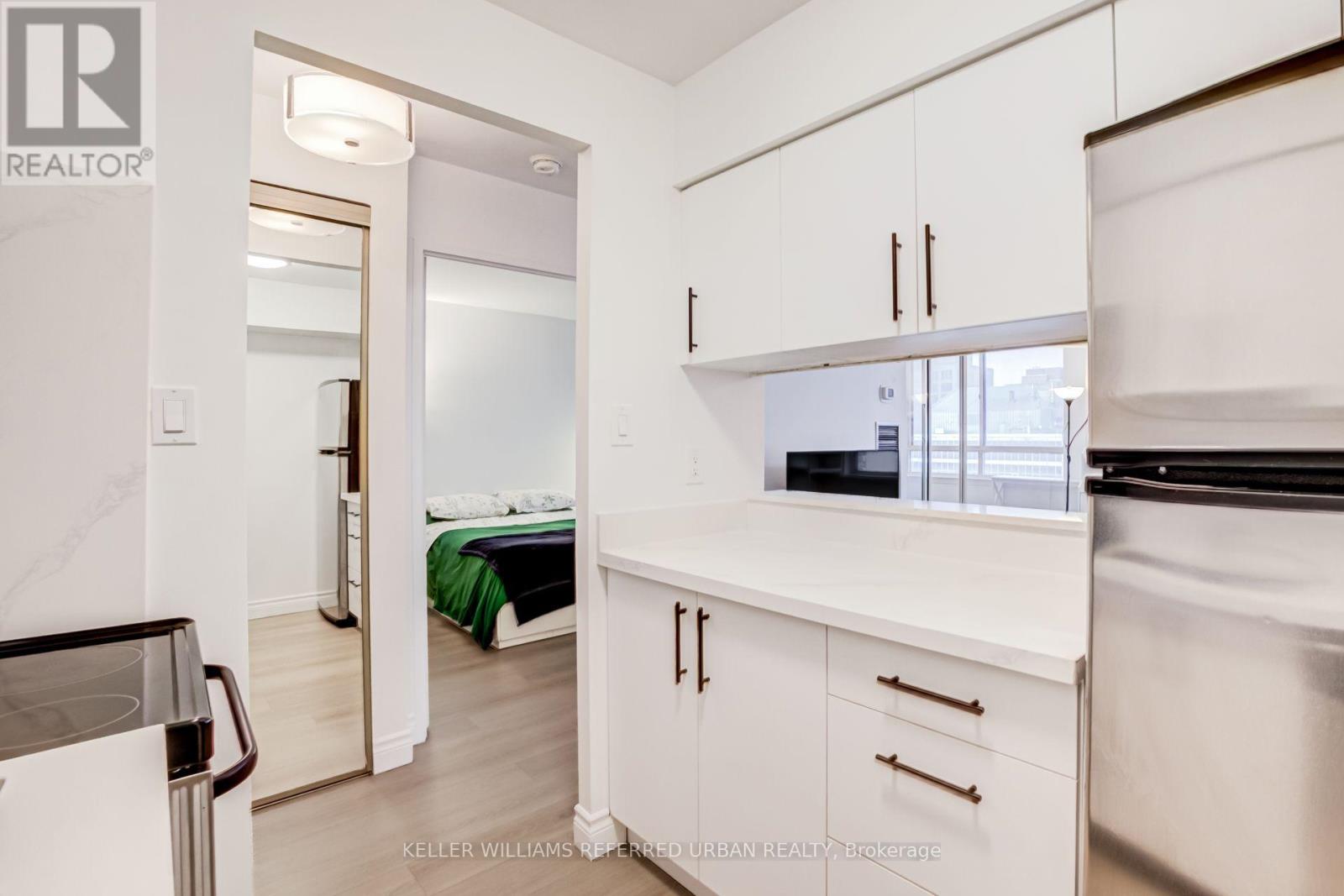 2602 - 633 Bay Street, Toronto, Ontario  M5G 2G4 - Photo 17 - C13683334