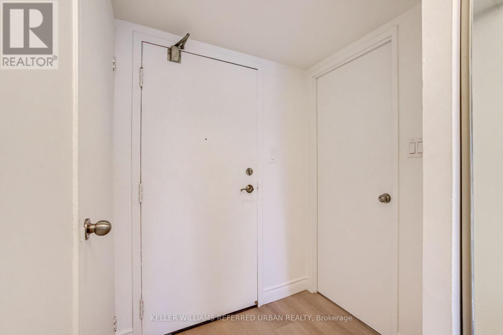 2602 - 633 Bay Street, Toronto, Ontario  M5G 2G4 - Photo 5 - C13683334
