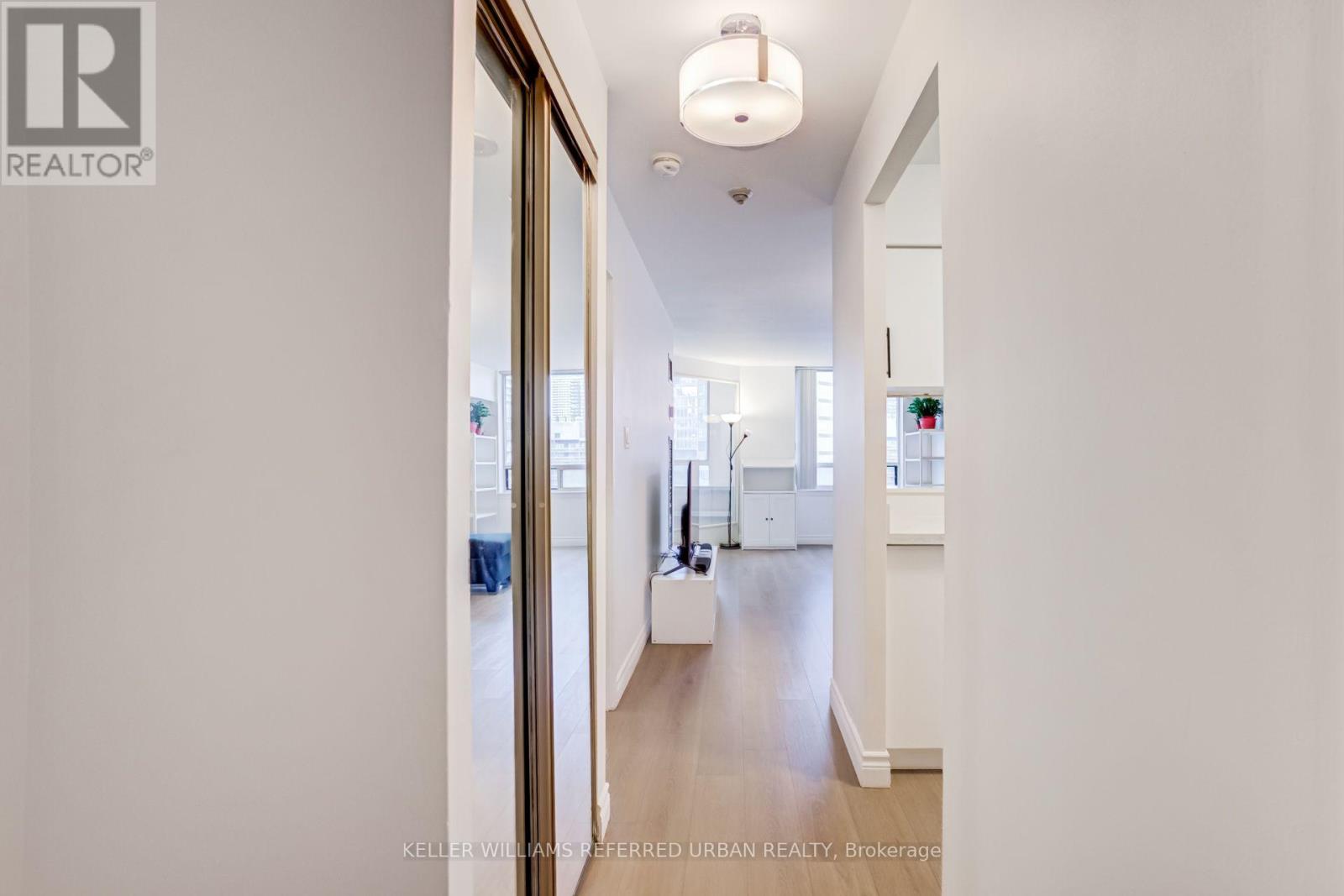 2602 - 633 Bay Street, Toronto, Ontario  M5G 2G4 - Photo 6 - C13683334