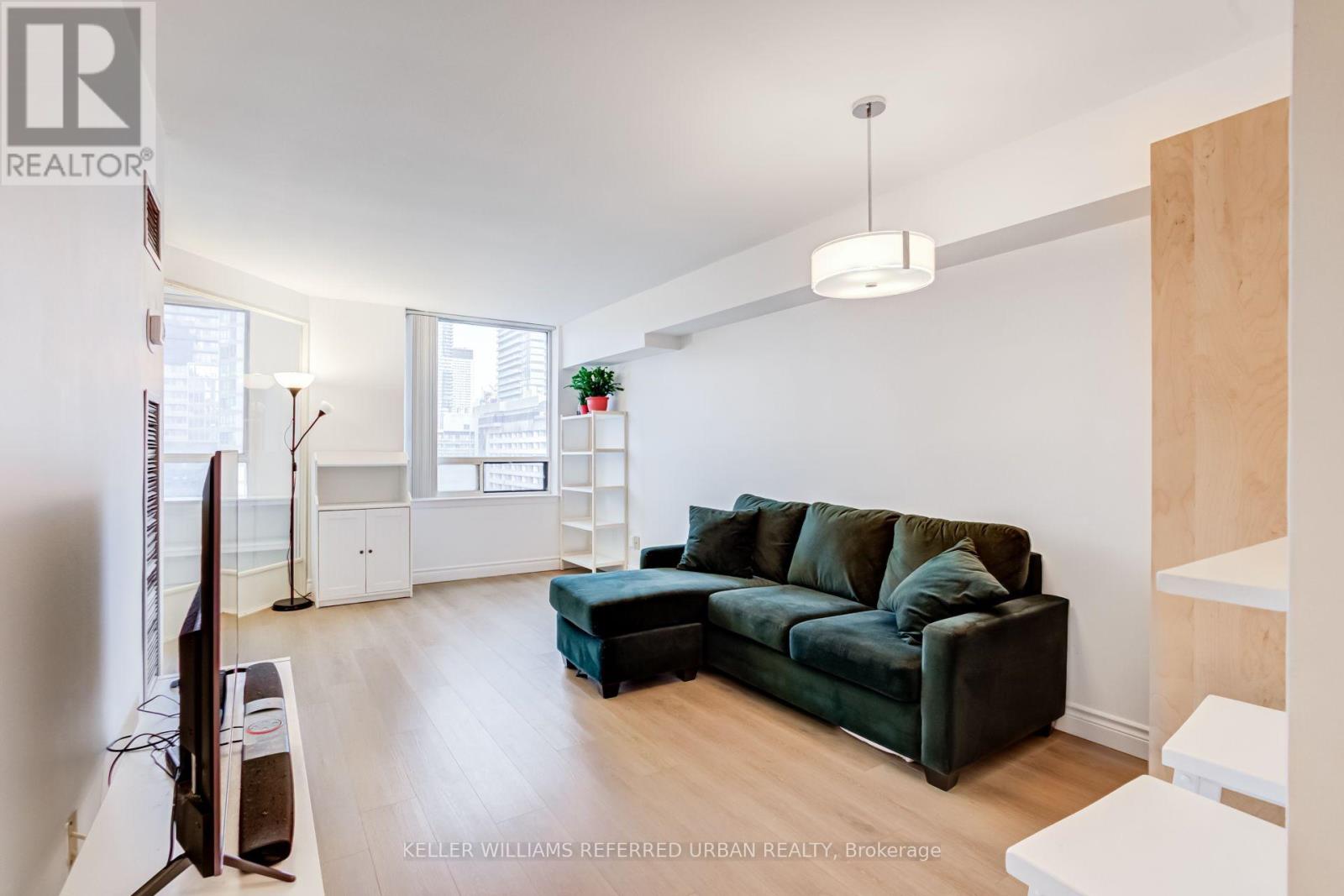 2602 - 633 Bay Street, Toronto, Ontario  M5G 2G4 - Photo 8 - C13683334