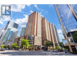 2602 - 633 BAY STREET, Toronto, Ontario