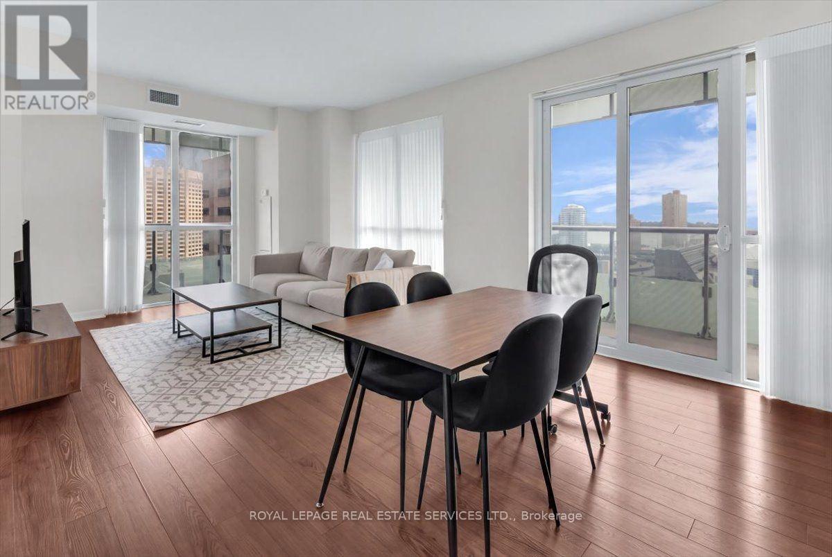 1711 - 300 Front Street, Toronto, Ontario  M5V 0E9 - Photo 5 - C13683350