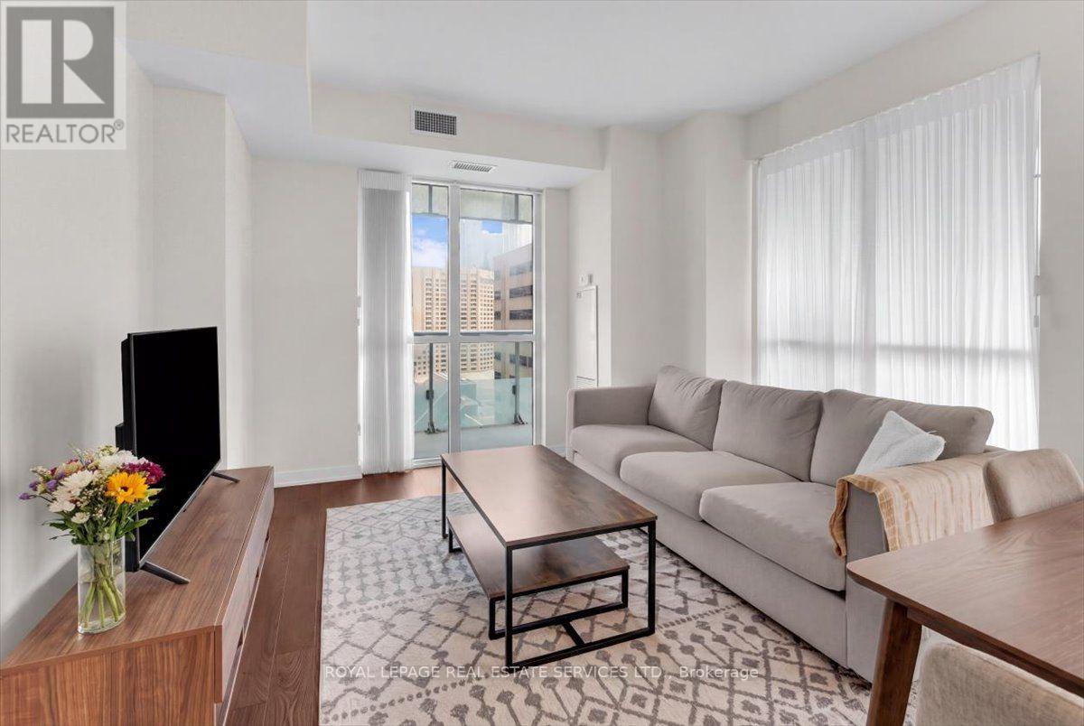 1711 - 300 Front Street, Toronto, Ontario  M5V 0E9 - Photo 7 - C13683350