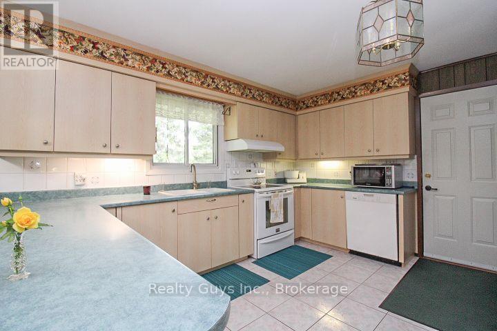 2356 Deer Bay Road, Selwyn, Ontario  K0L 2H0 - Photo 30 - X13683248