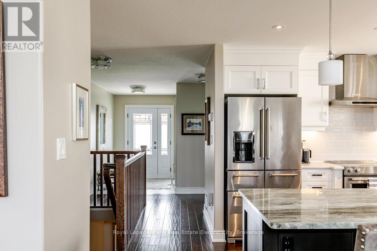 519 Grange Way, Peterborough, Ontario  K9H 0G4 - Photo 10 - X13683440