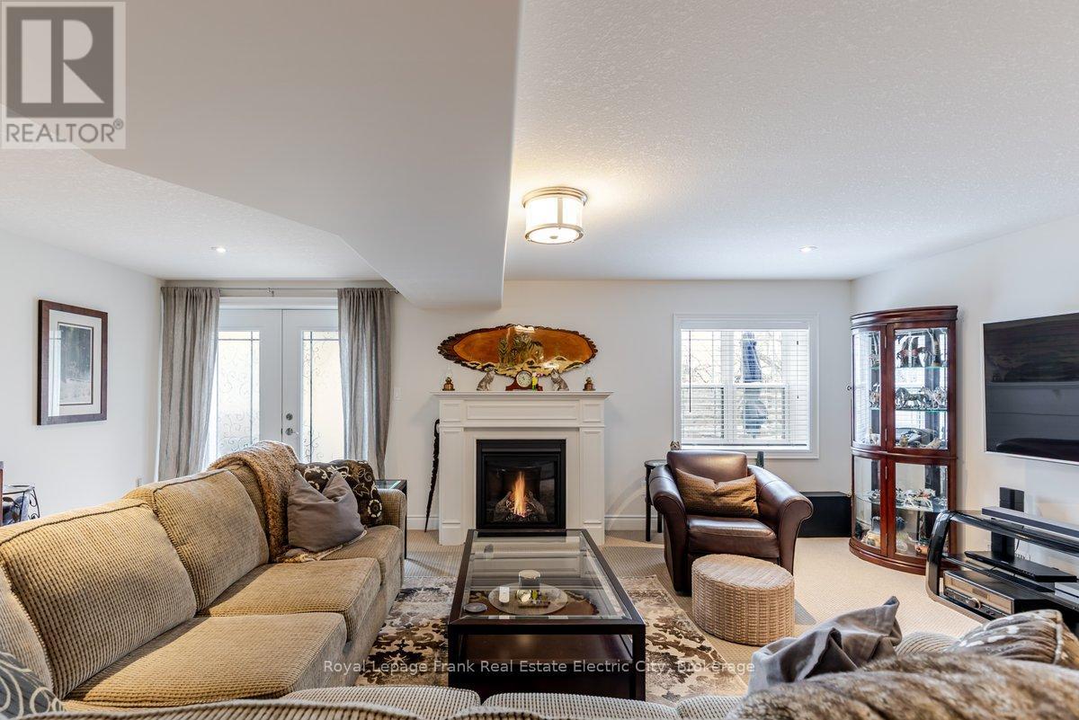 519 Grange Way, Peterborough, Ontario  K9H 0G4 - Photo 29 - X13683440