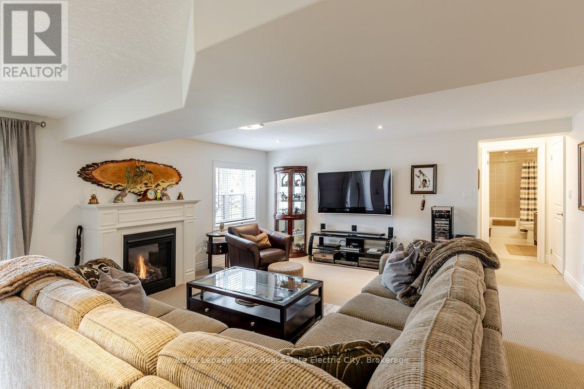 519 Grange Way, Peterborough, Ontario  K9H 0G4 - Photo 32 - X13683440