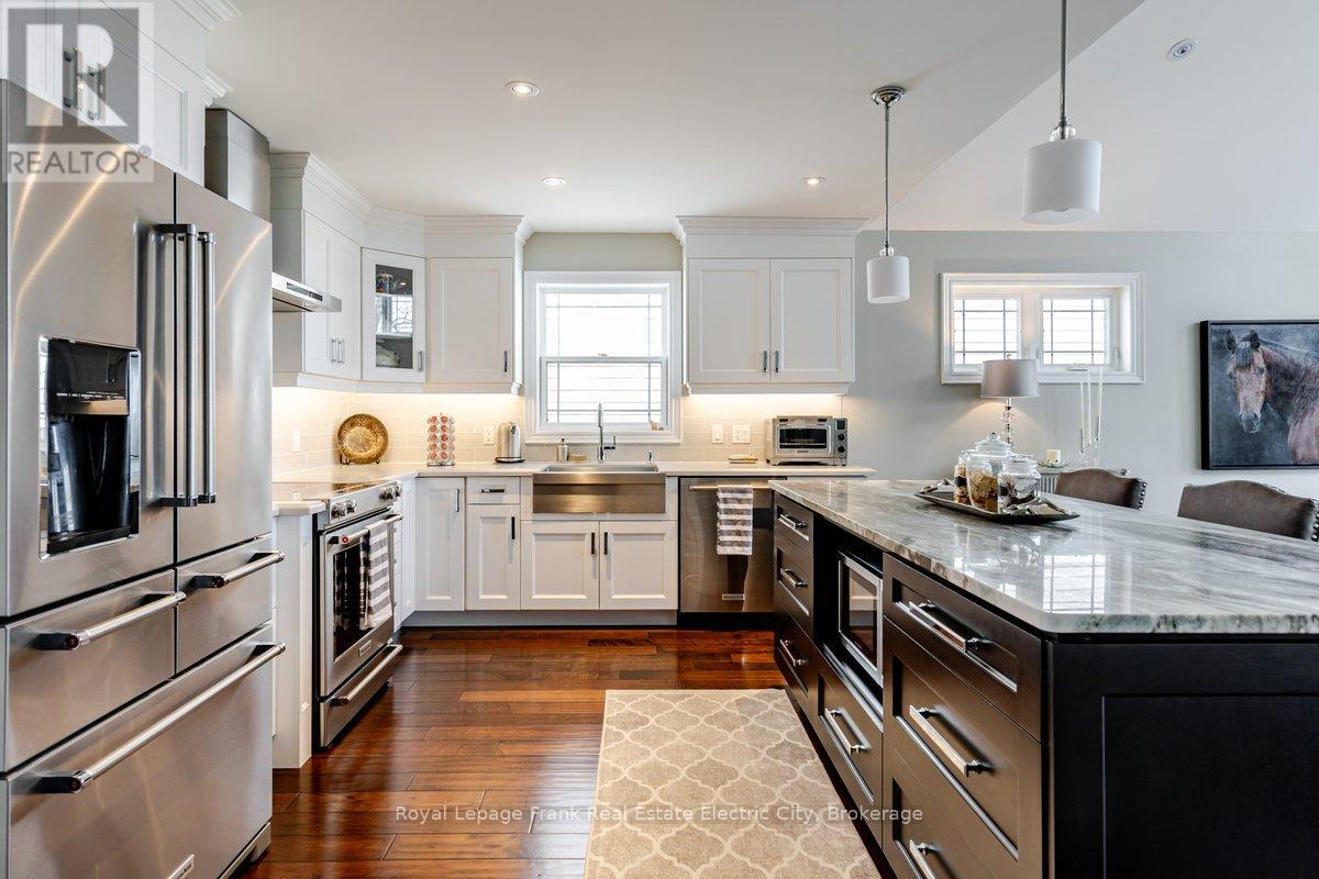 519 Grange Way, Peterborough, Ontario  K9H 0G4 - Photo 4 - X13683440