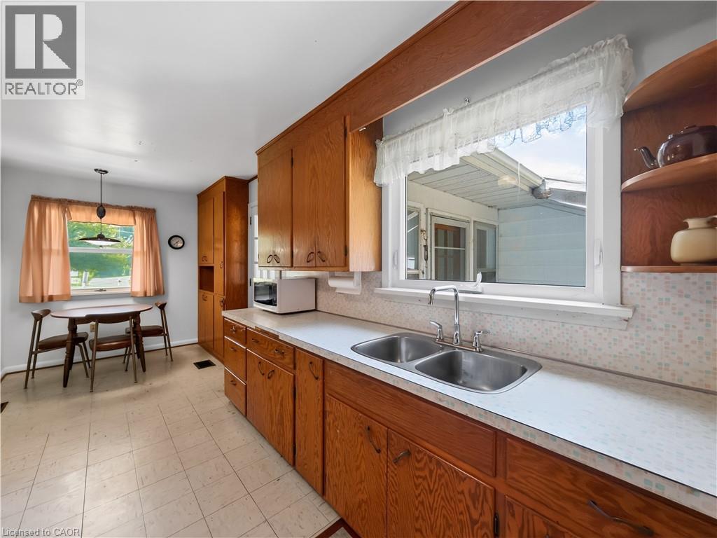 10 Sunninghill Drive, Port Dover, Ontario  N0A 1N6 - Photo 15 - 40846197