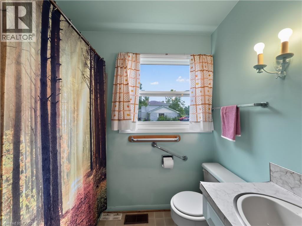 10 Sunninghill Drive, Port Dover, Ontario  N0A 1N6 - Photo 32 - 40846197