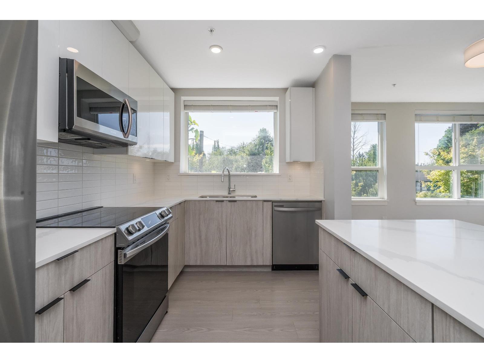 218 5486 199a Street, Langley, British Columbia V3A 1J6 - Photo 7 - R3155443