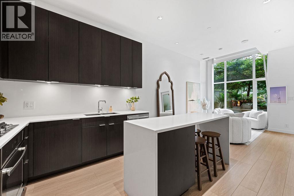 141 E 1ST AVENUE, Vancouver, British Columbia