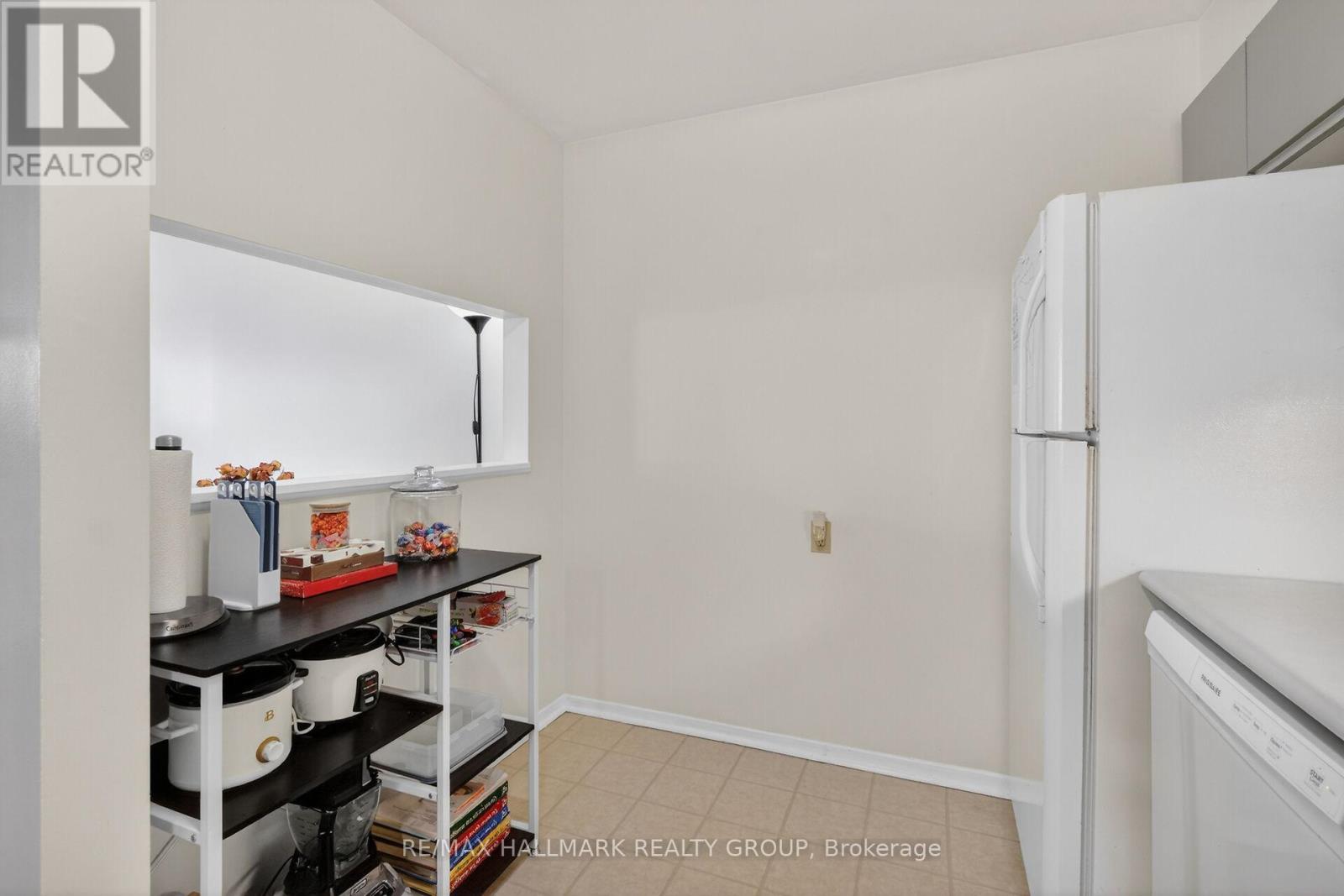 102 - 280 Brittany Drive, Ottawa, Ontario K1K 4M4 - Photo 10 - X13683282