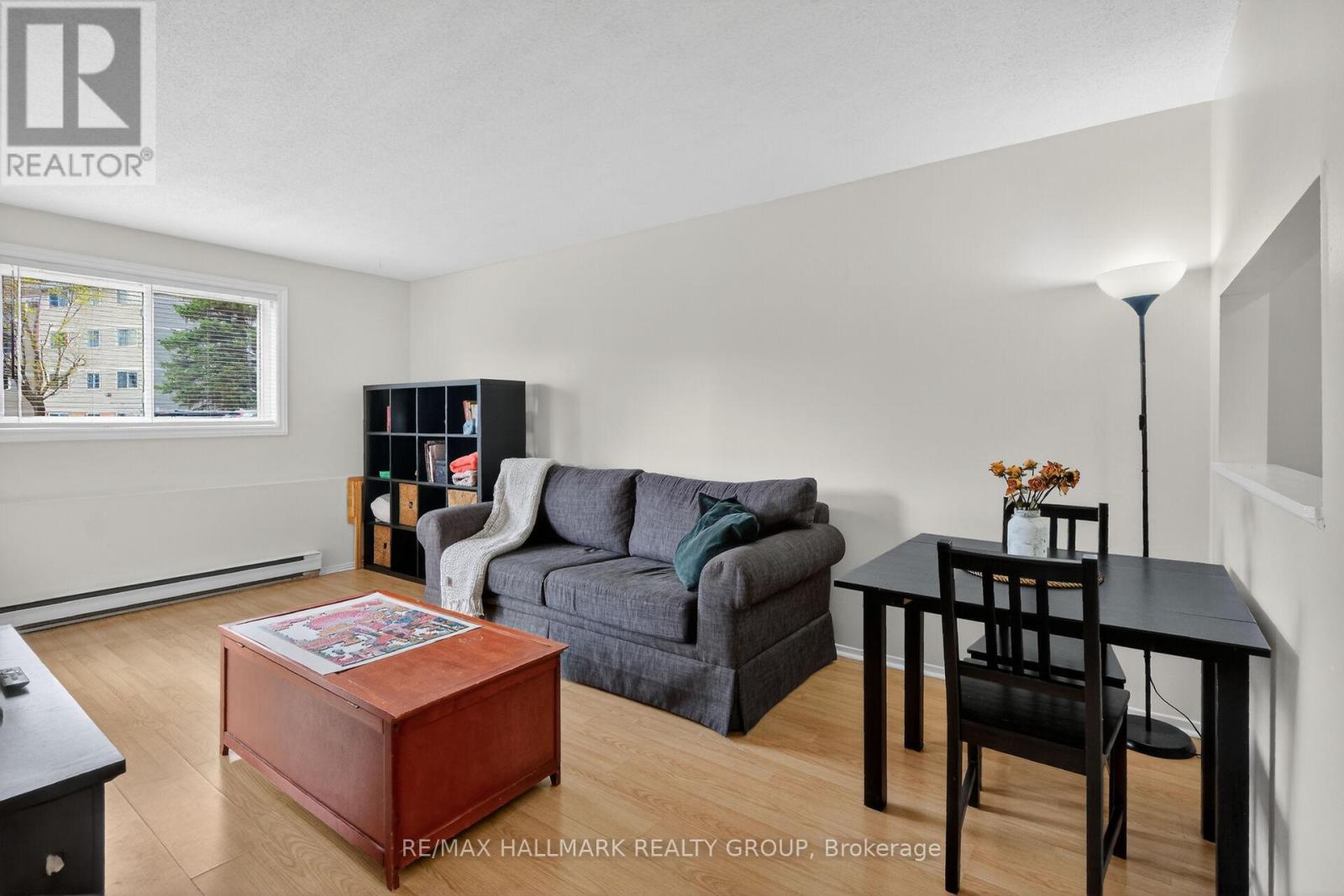 102 - 280 Brittany Drive, Ottawa, Ontario K1K 4M4 - Photo 3 - X13683282
