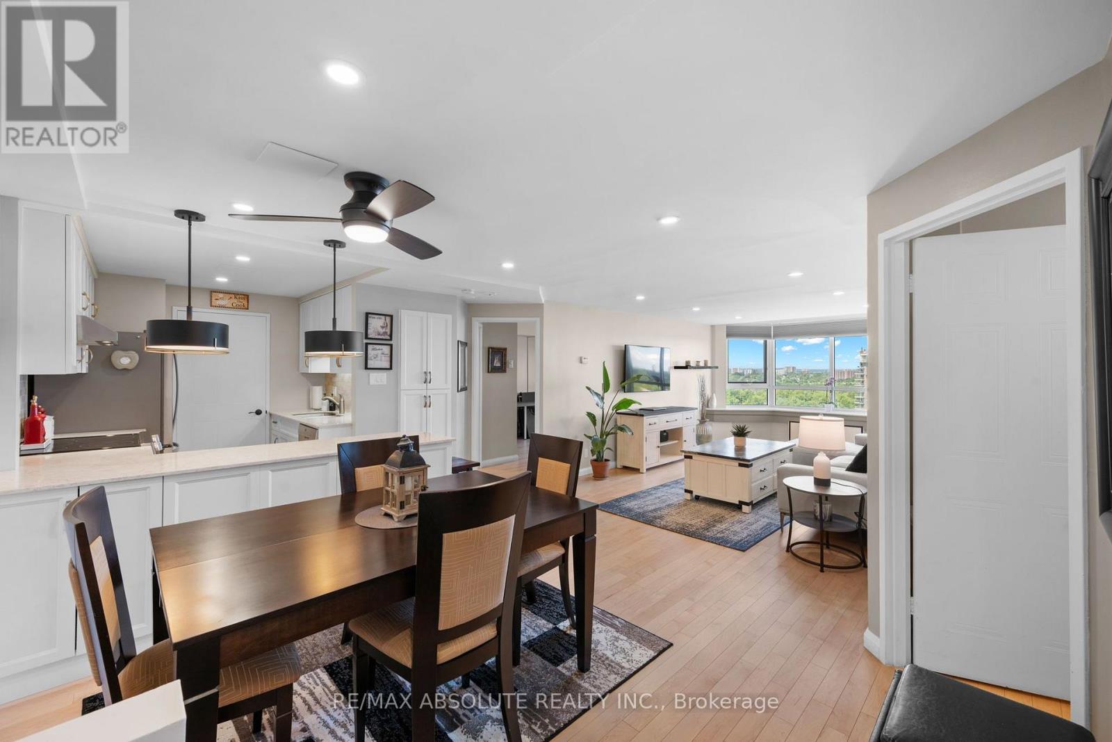 1109 - 80 Sandcastle Drive, Ottawa, Ontario  K2H 9E7 - Photo 4 - X13683436