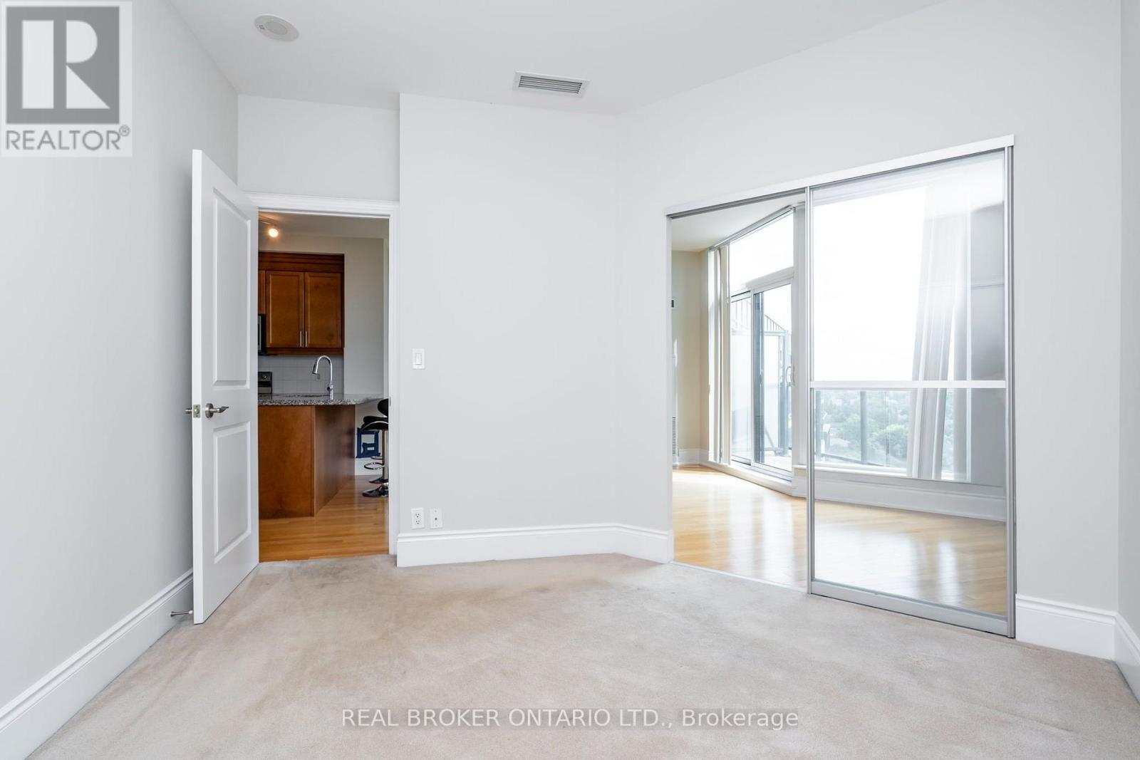 Ph208 - 18 Harding Boulevard, Richmond Hill, Ontario  L4C 0T3 - Photo 11 - N13683280