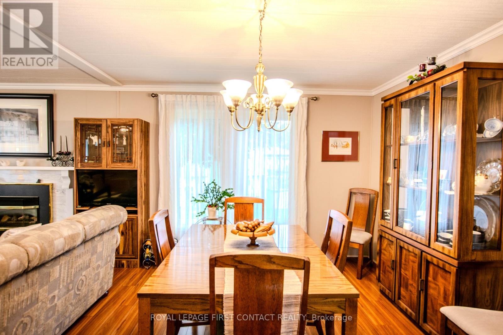 3 Honeysuckle Lane, Innisfil, Ontario  L9S 1M5 - Photo 11 - N13683312