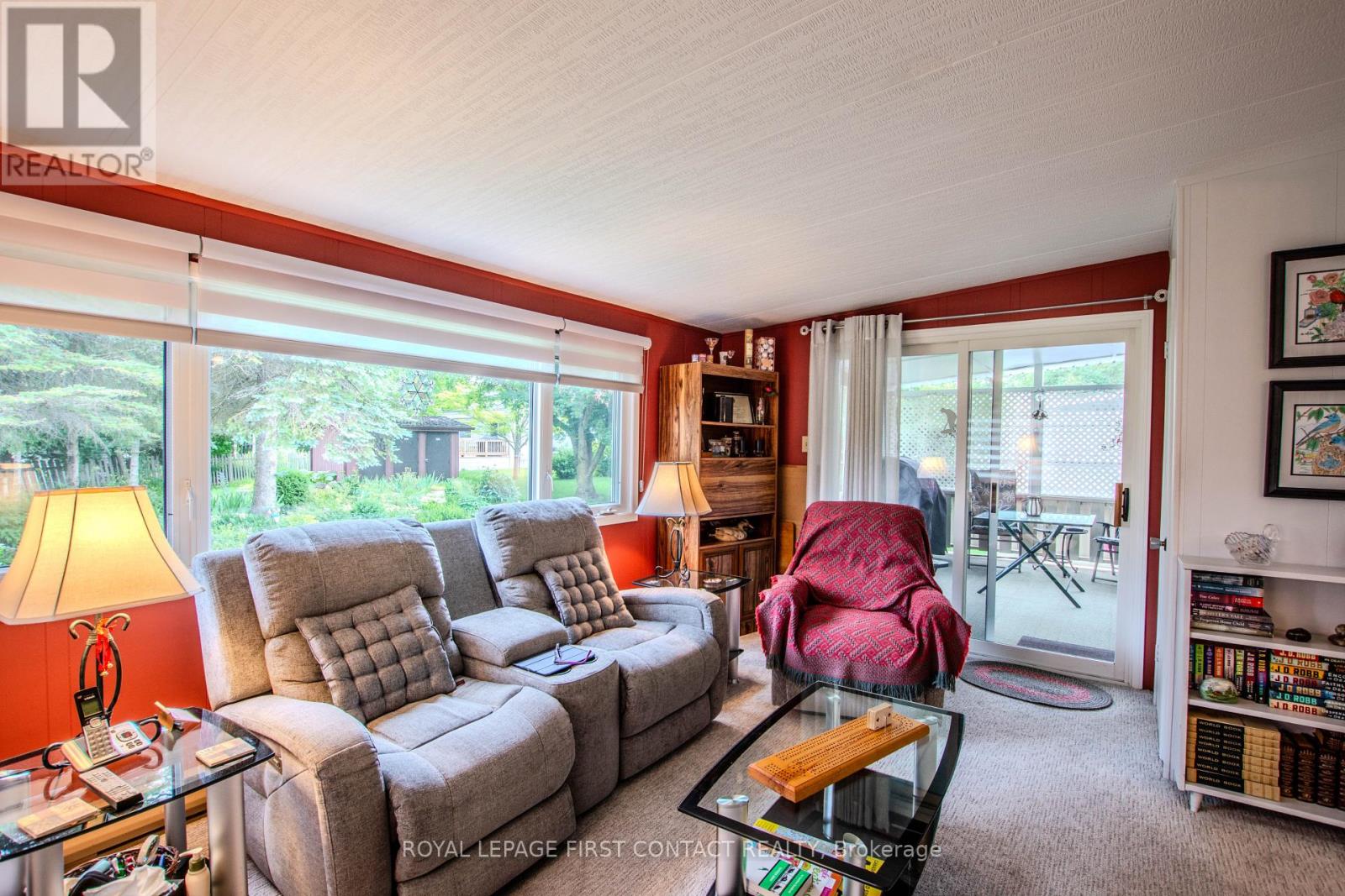 3 Honeysuckle Lane, Innisfil, Ontario  L9S 1M5 - Photo 17 - N13683312