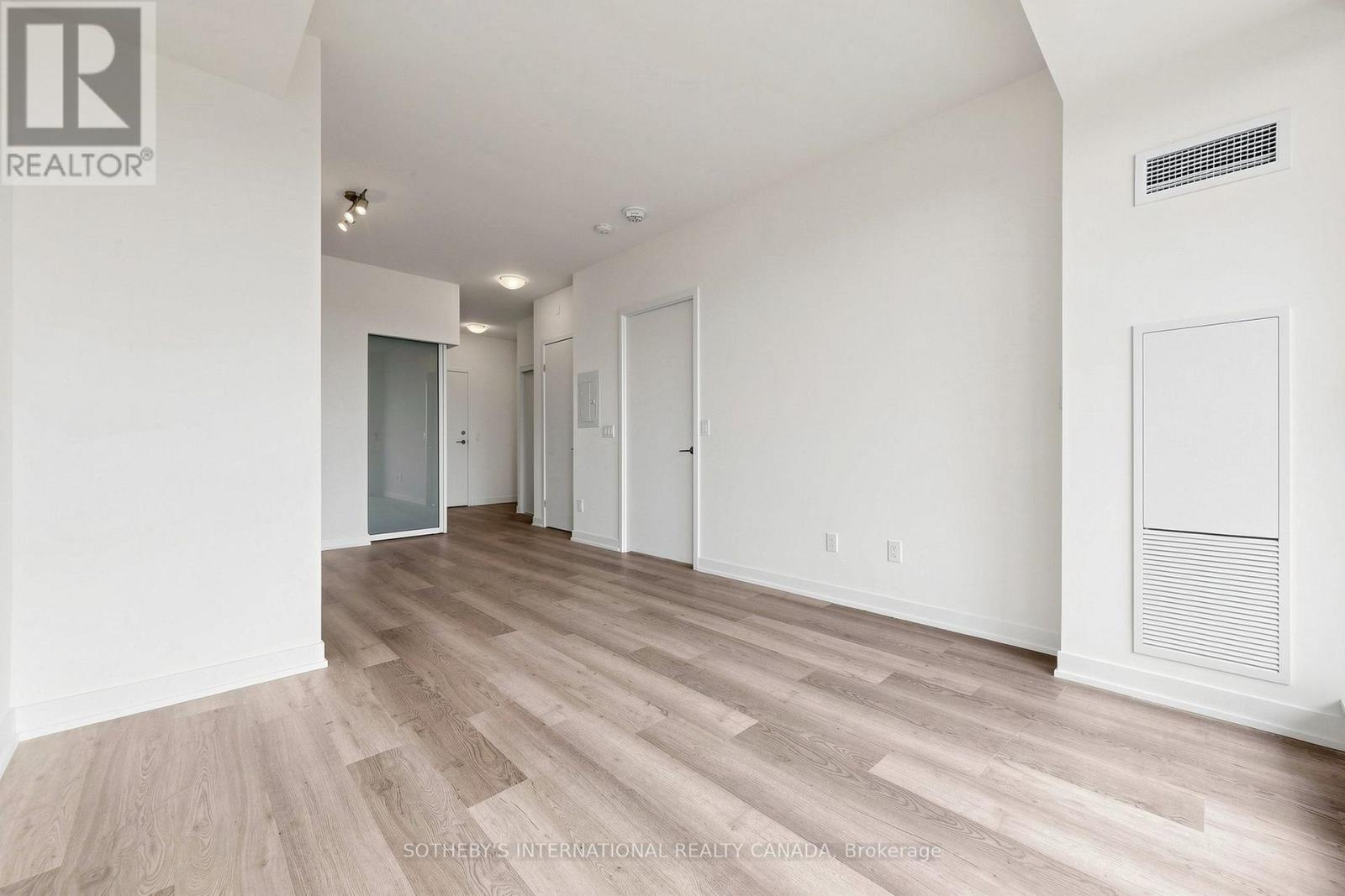 1323 - 2 David Eyer Road, Richmond Hill, Ontario  L4S 0N6 - Photo 9 - N13683322