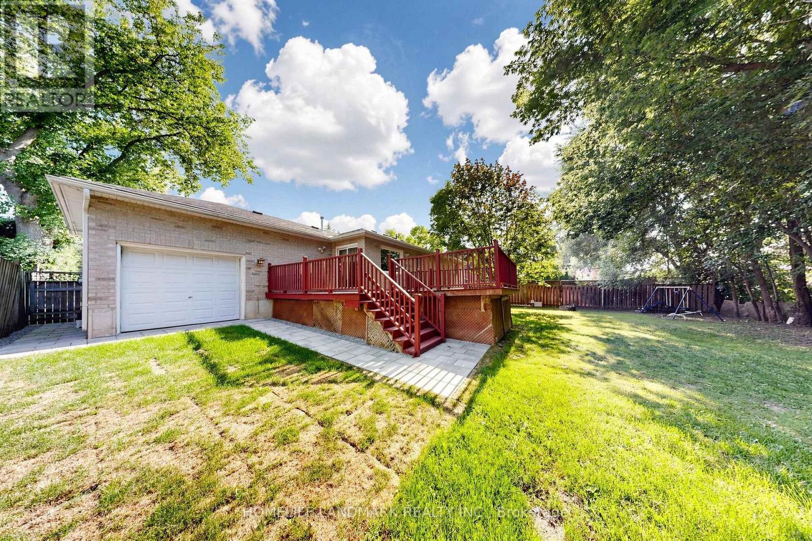 328 Winnifred Drive, Georgina, Ontario  L4P 3B5 - Photo 47 - N13683340