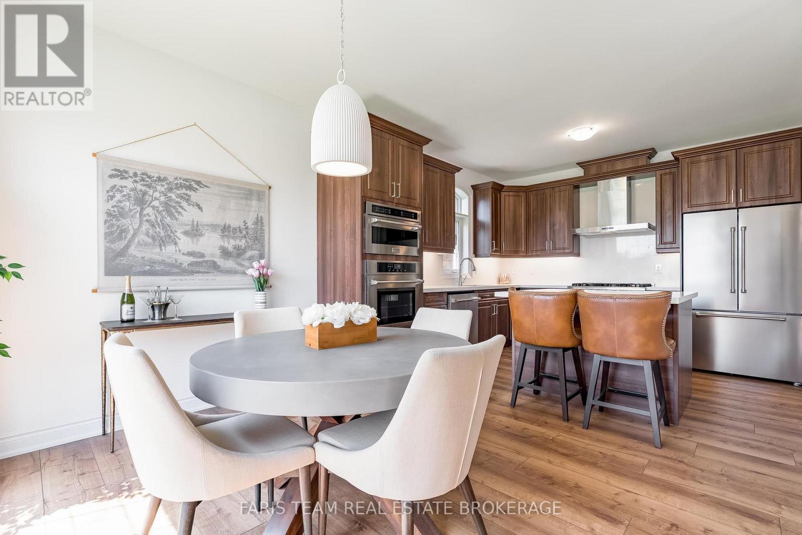 63 Wood Crescent, Essa, Ontario  L3W 0M5 - Photo 11 - N13683414