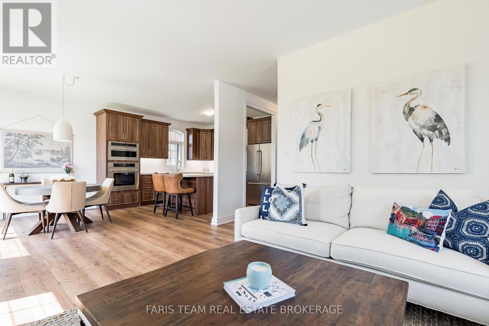 63 Wood Crescent, Essa, Ontario  L3W 0M5 - Photo 18 - N13683414
