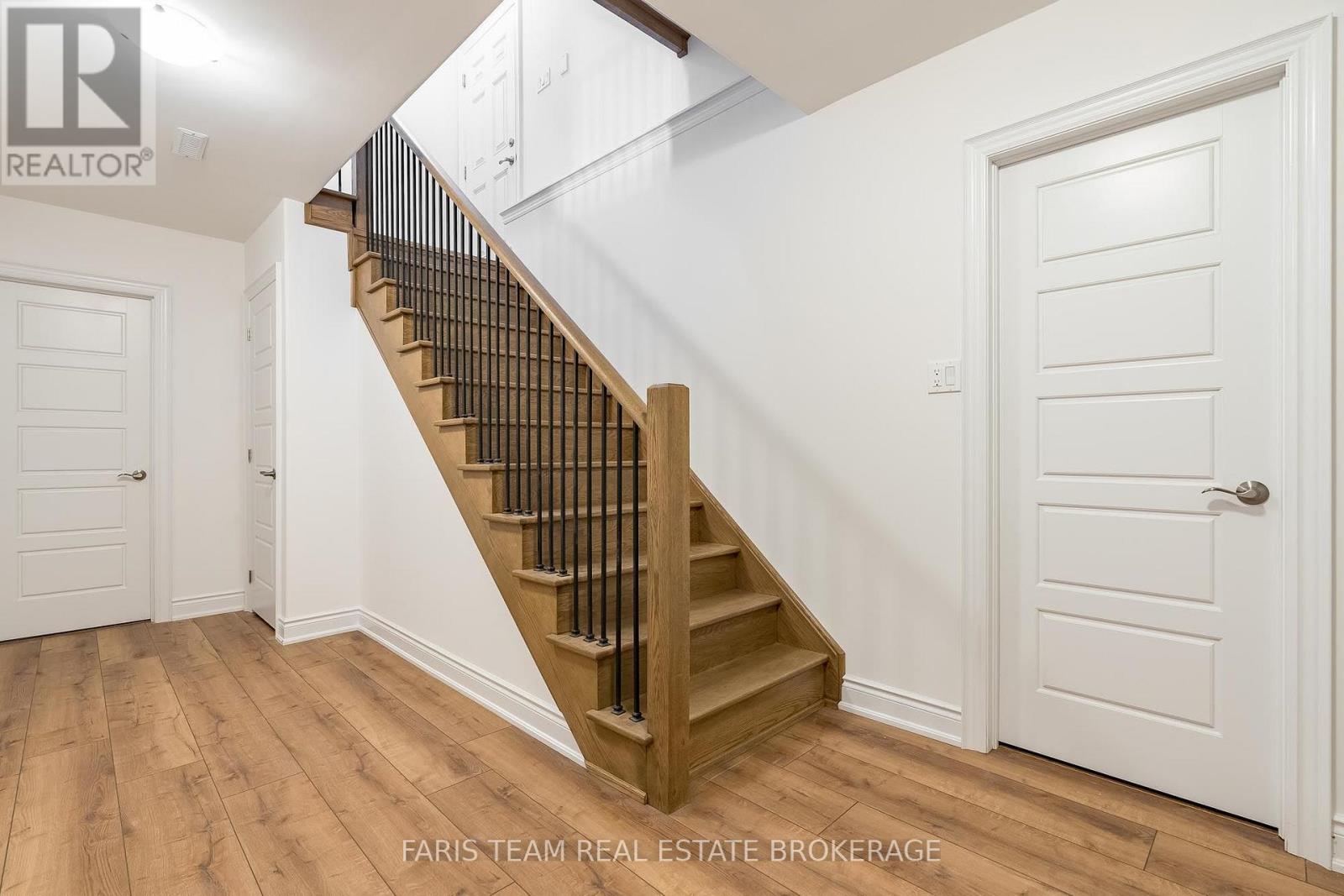 63 Wood Crescent, Essa, Ontario  L3W 0M5 - Photo 33 - N13683414