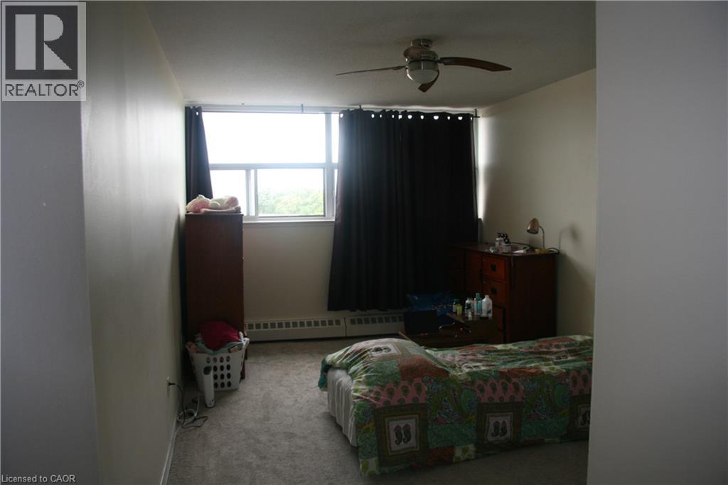 215 Glenridge Avenue Unit# 406, St. Catharines, Ontario  L2R 3G7 - Photo 16 - 40853857