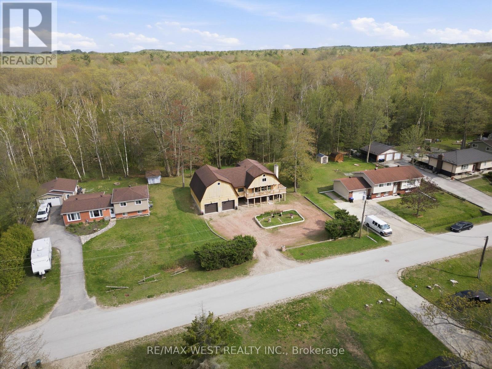61 Antigua Drive, Wasaga Beach, Ontario  L9Z 2S3 - Photo 1 - S13683338