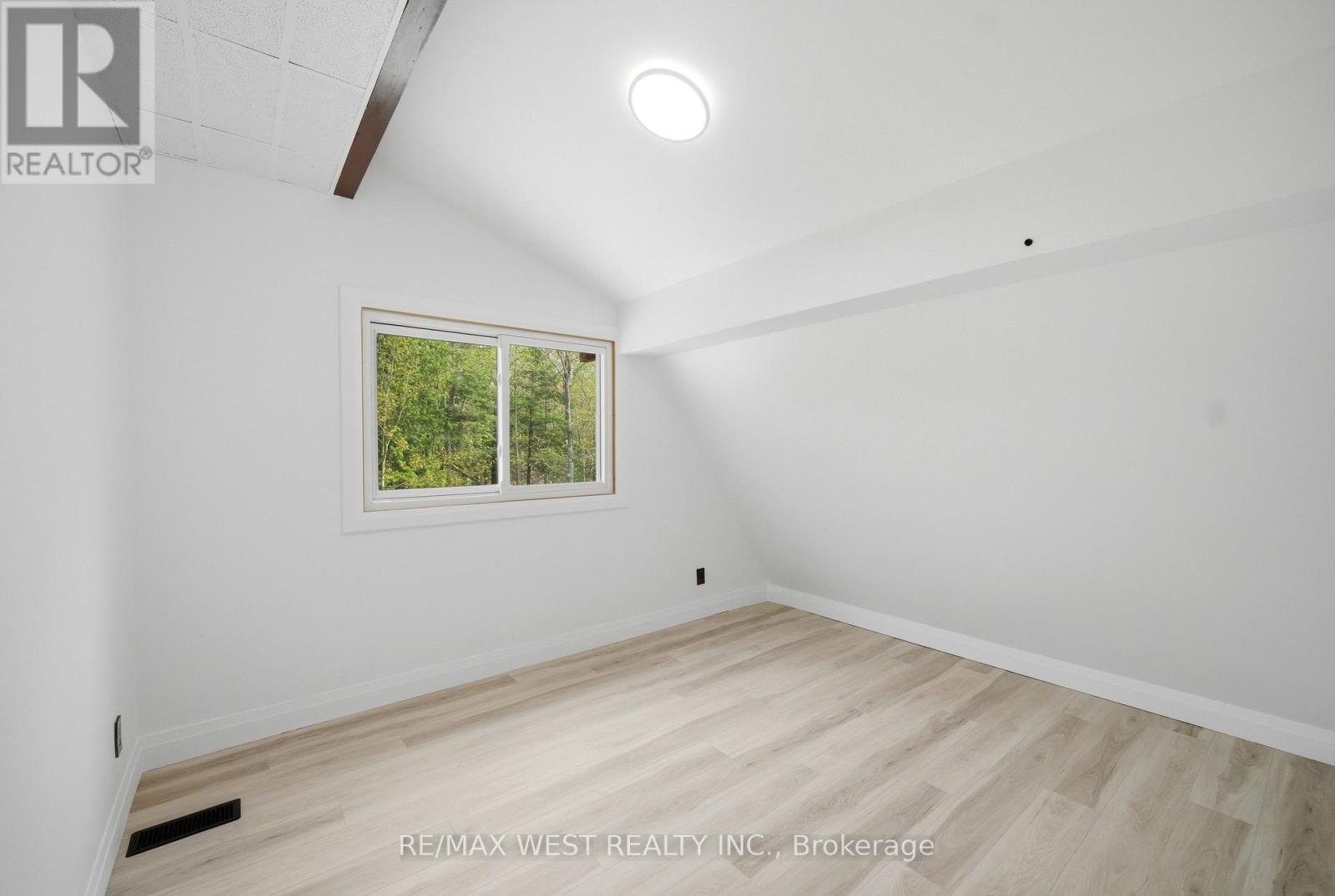 61 Antigua Drive, Wasaga Beach, Ontario  L9Z 2S3 - Photo 32 - S13683338