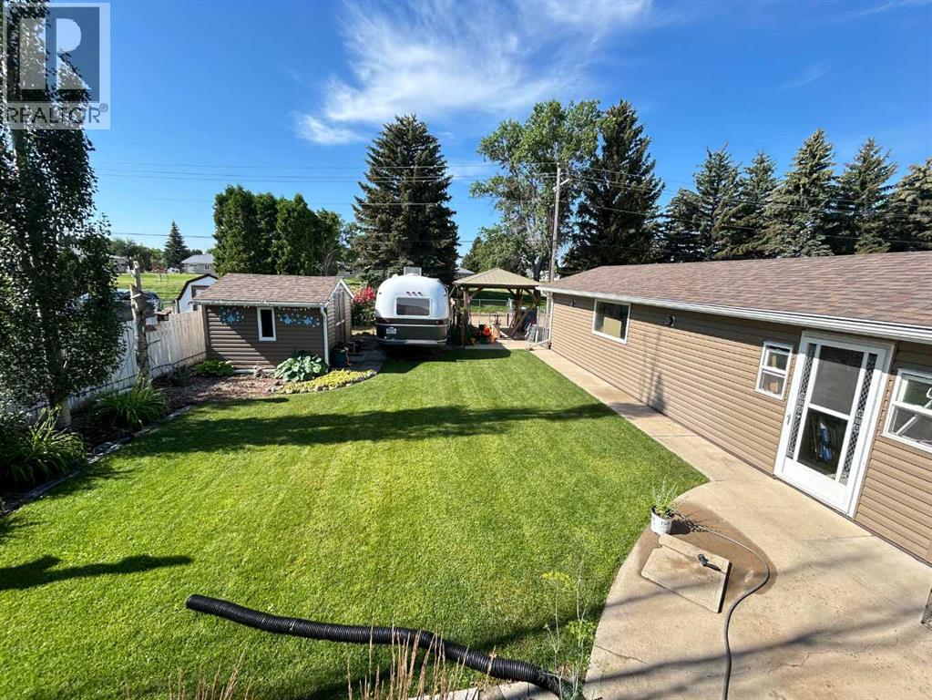 53 Carswell Road SE, Medicine Hat, Alberta