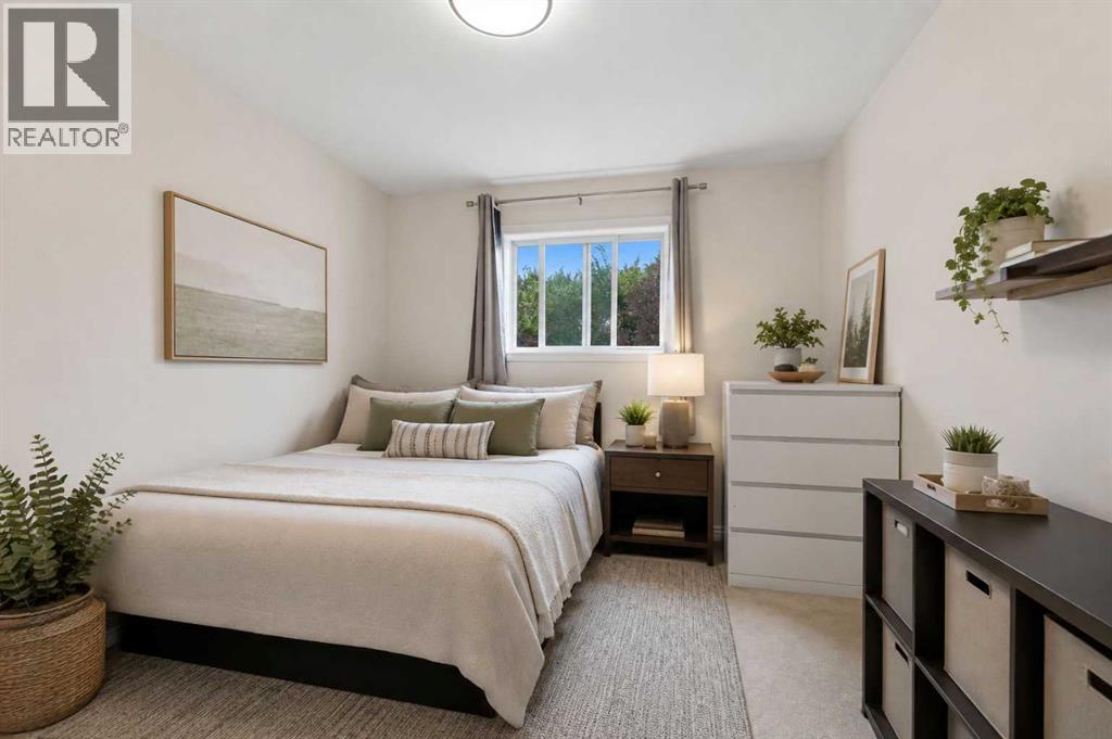 50 Somerglen Park SW, Calgary, Alberta  T2Y 3M5 - Photo 22 - A2336677