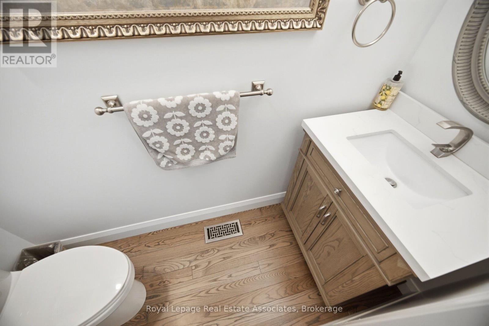 4119 Continental Drive, Burlington, Ontario  L7M 4L1 - Photo 22 - W13683202